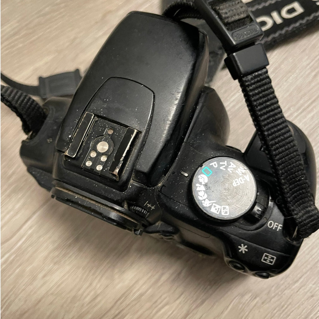 Canon EOS Rebel XT DSLR Camera - Body, Charger, Memory Card - Works
